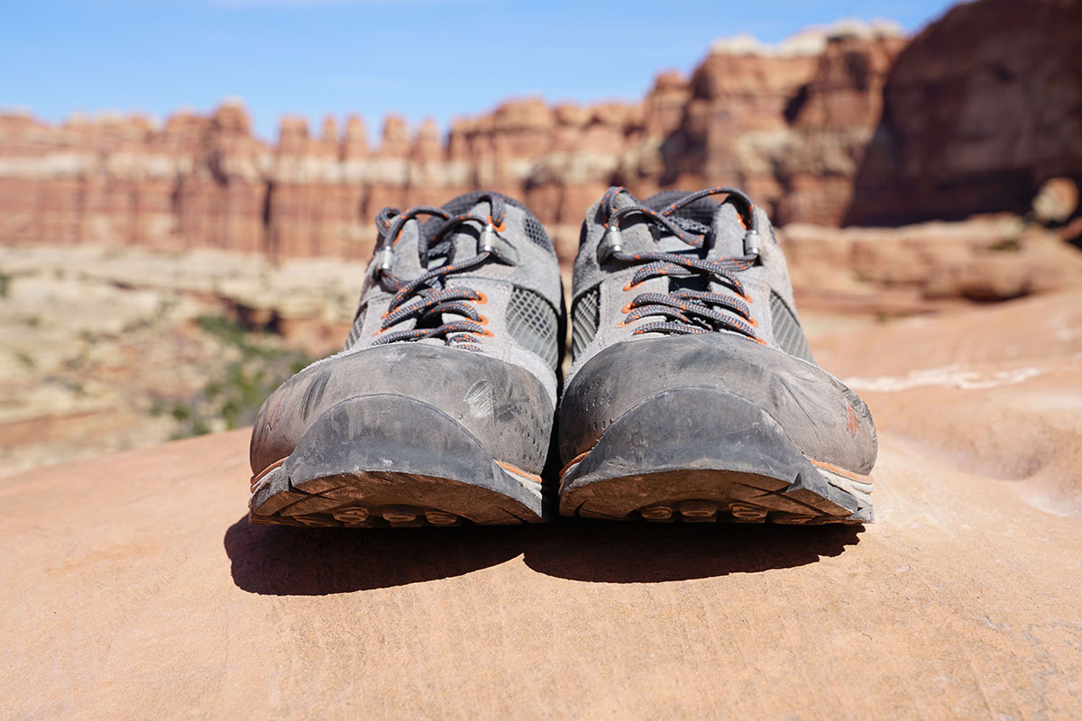 Vasque grand traverse deals hiking shoes